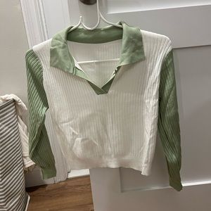 color block collared v neck long sleeve crop top